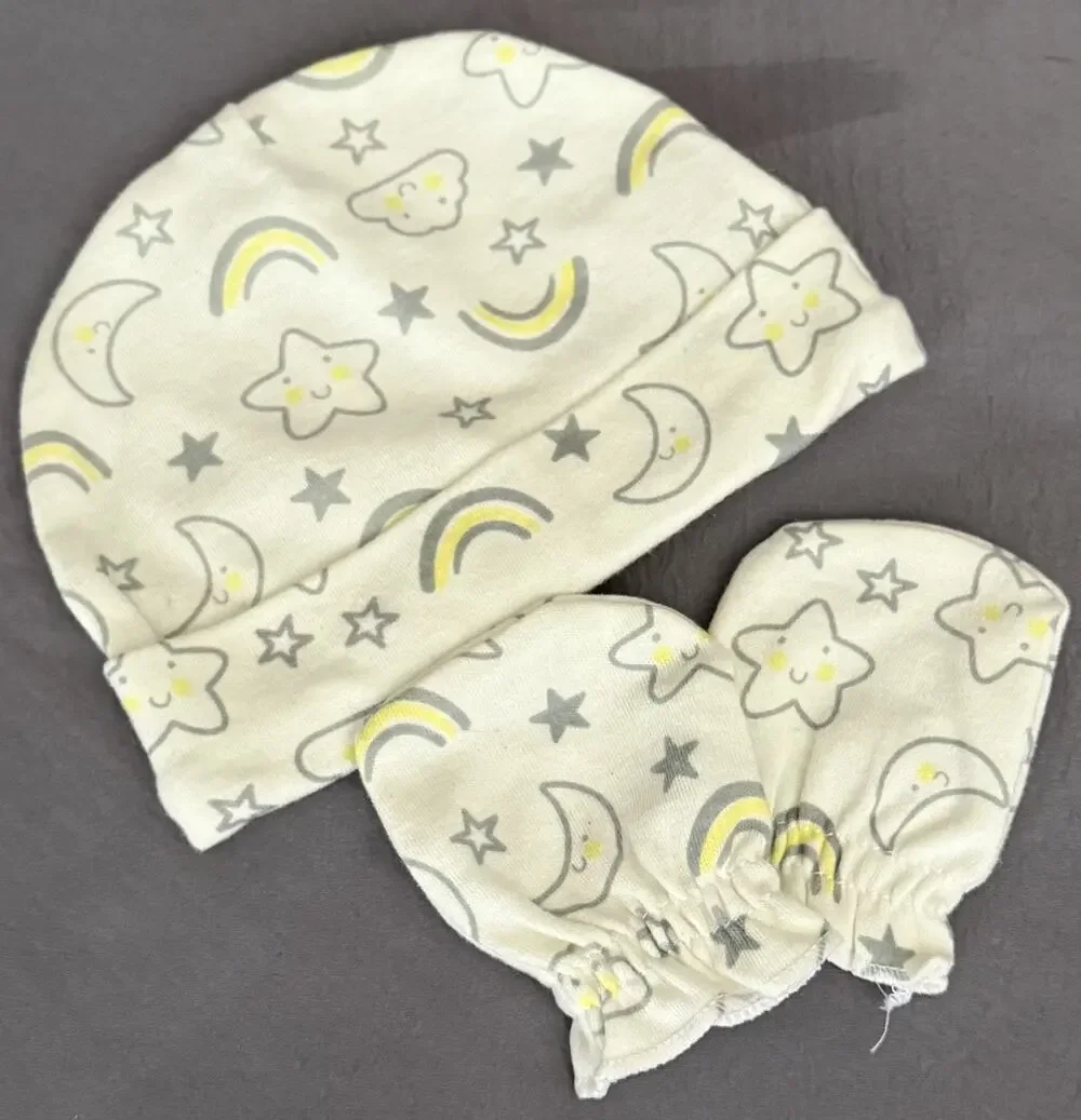 Newborn Infant Unisex Gender Neutral Cute Yellow Hat & Anti-Scratch Mitten Set